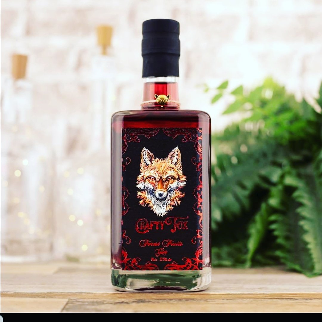 harrison_ltd's tweet photo. Something for the weekend 🦊  #spirit #gin #ginandtonic #2019 #londondry #botanicals #handcrafted #craftyfox #fox #foxy #spirits #handmade #artisan #smoothgin  #drygin #botanical #love #loved #usa #gin #copperfox #premiumspirit #premium #foxgins #foxgin #artisan #uk #singapore https://t.co/sJjZBSW3ve