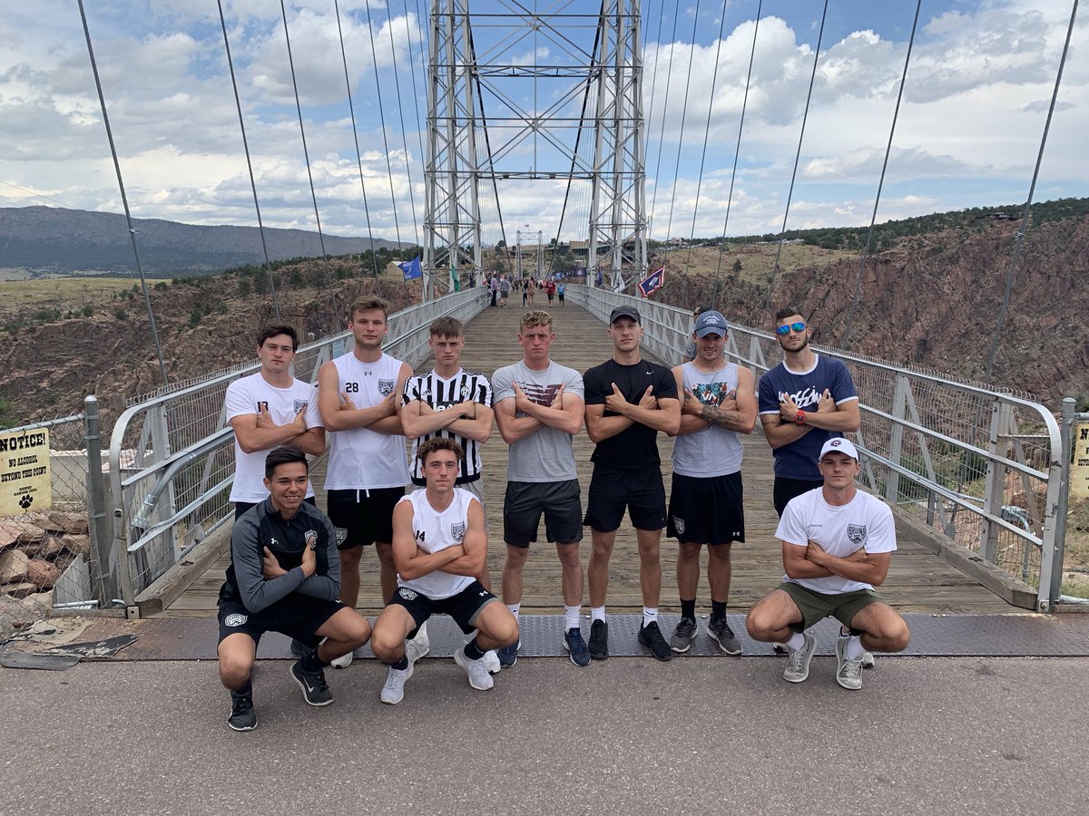 Bellevue_Soccer's tweet photo. Bruins taking on the Royal Gorge 🐻🙌 https://t.co/s58XHXKMC4