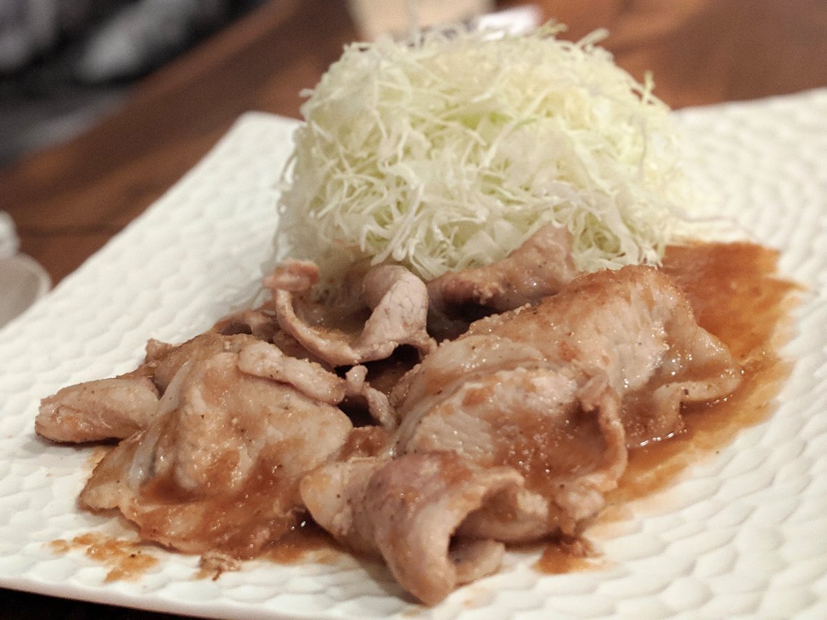deblog_tao's tweet photo. 【神楽坂】シャ豚ブリアン
豚肉をおもいっきり楽しみたいならこのお店🐷

ソーセージ、トンカツ、酢豚、生姜焼き、しゃぶしゃぶという豚肉のフルコース！豚肉がどれも柔らかくてジュージーで絶品です！

しかもコースで5000円ほどの高コスパ😳みんなでワイワイ美味しいものを食べたいときにどうぞ🥰 https://t.co/hAhM0esPgs