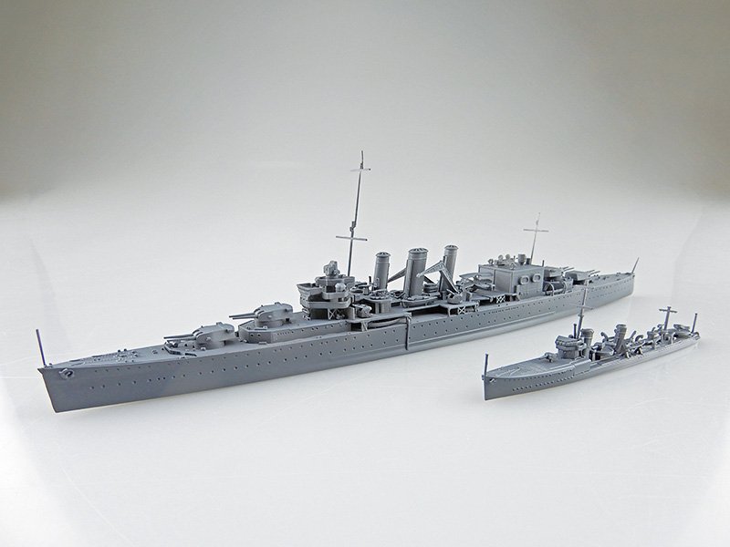 hobbysearch_mm's tweet photo. 【11月予約】
1/700 英国重巡洋艦 コーンウォール インド洋セイロン沖海戦 (アオシマ)
予約開始です!→ https://t.co/XIhMkMMbMj
航空機格納庫を持ち、現在の艦船の先駆けとなる設計を持つ巡洋艦です。
付属品はS級駆逐艦です。
#プラモデル #プラモ #HMSCornwall #Plastickits #Plasticmodel https://t.co/DoRhbZ8RS9