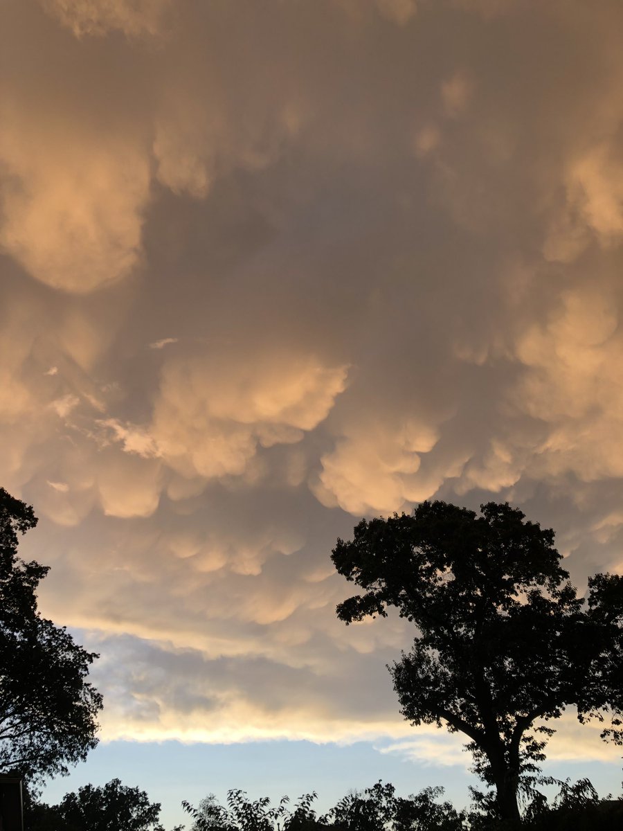 Mammatus Clouds over Hemlock St Waldwick NJ Aug 8 2019 <a href="/weatherchannel/">The Weather Channel</a> <a href="/_WeatherStove/">Steve Fundaro</a> <a href="/blambo34/">Brian Lamberty</a> <a href="/nickhvac00/">Nick Terranova</a> @alexsmironenko