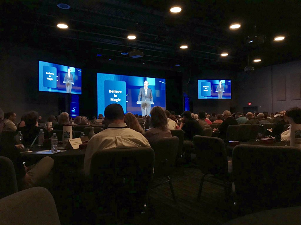 timrogers__'s tweet photo. Enjoyed the day at Global Leadership Summit today. Lots to learn and lots of laughs. Day 2 tomorrow https://t.co/StQ0ouzfxt