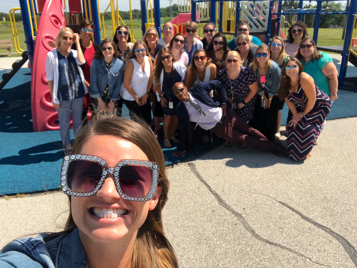 wbroughton3's tweet photo. Watch out @RandallBears future is BRIGHT. Can’t wait to take on the school year with this cool crew! 😎 #ShineBrightLikeADiamond #TeamRandall #ISDstrong https://t.co/odfbn60hUs