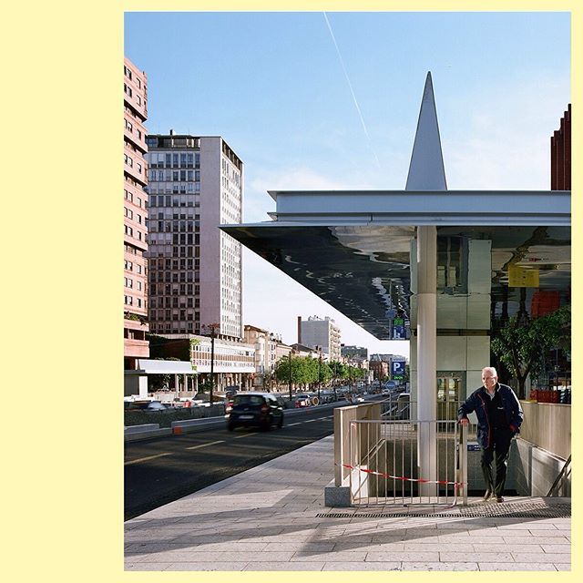 Sur les allées Jean Jaurès, deux émergences abritent les sorties du parking.

Parking Jean Jaures, Toulouse
Scalène architectes, TAA (m), OTEIS, GTM.
Livraison 2019

photo : <a href="/antoine_seguin_/">Antoine Seguin</a> ift.tt/2TfE6tM