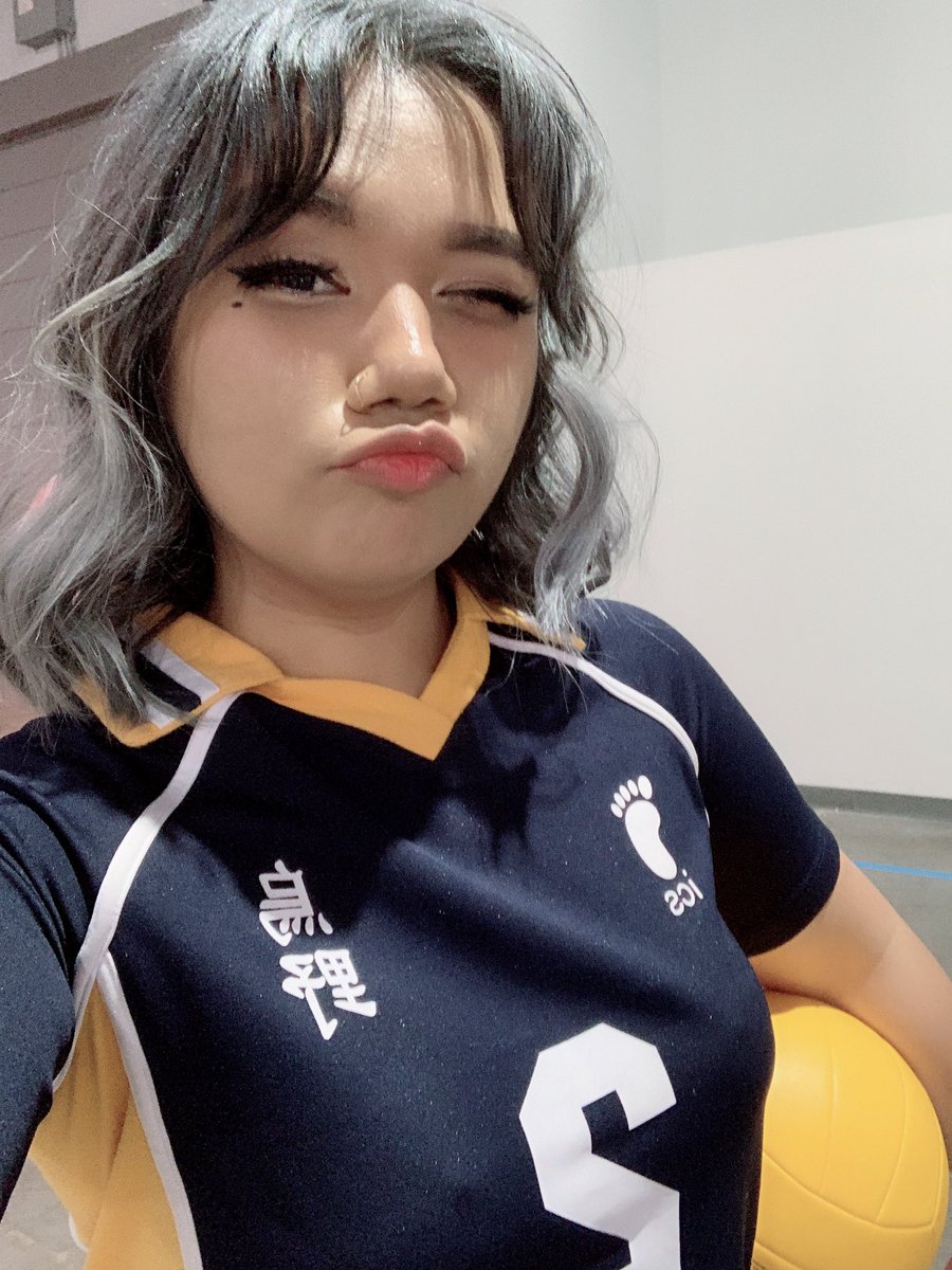 uItmiya's tweet photo. hello it me as sugawara-kun! it was one of my favorite cosplays, and also one i am very proud of. ٩(^‿^)۶ https://t.co/dOXnt91AIk