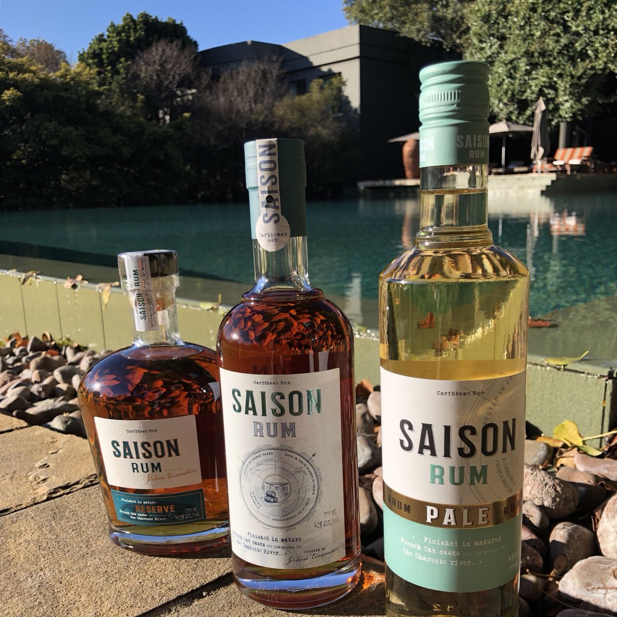 Tessendier's tweet photo. Enjoy your holidays with #SaisonRum! https://t.co/LqPKQypCYY