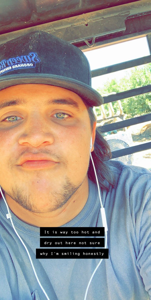 MMarchant96's tweet photo. @fowlerlogan64 Finally a thread I can partake in #SaveTheMullet https://t.co/Cf60c0ieGt