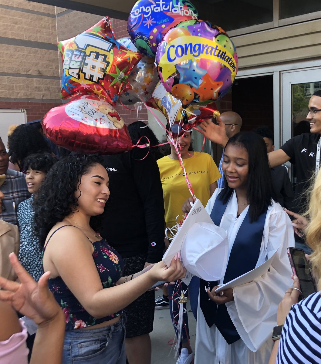 LPS_Education's tweet photo. Great night at Lawrence High tonight — CONGRATULATIONS to all the 2019 summer grads!!!
🎓🎉🎓🎉🎓🎉🎓🎉🎓🎉🎓🎉🎓
#Classof2019 #Perseverance #EarnedIt https://t.co/JWwTGsMZz5