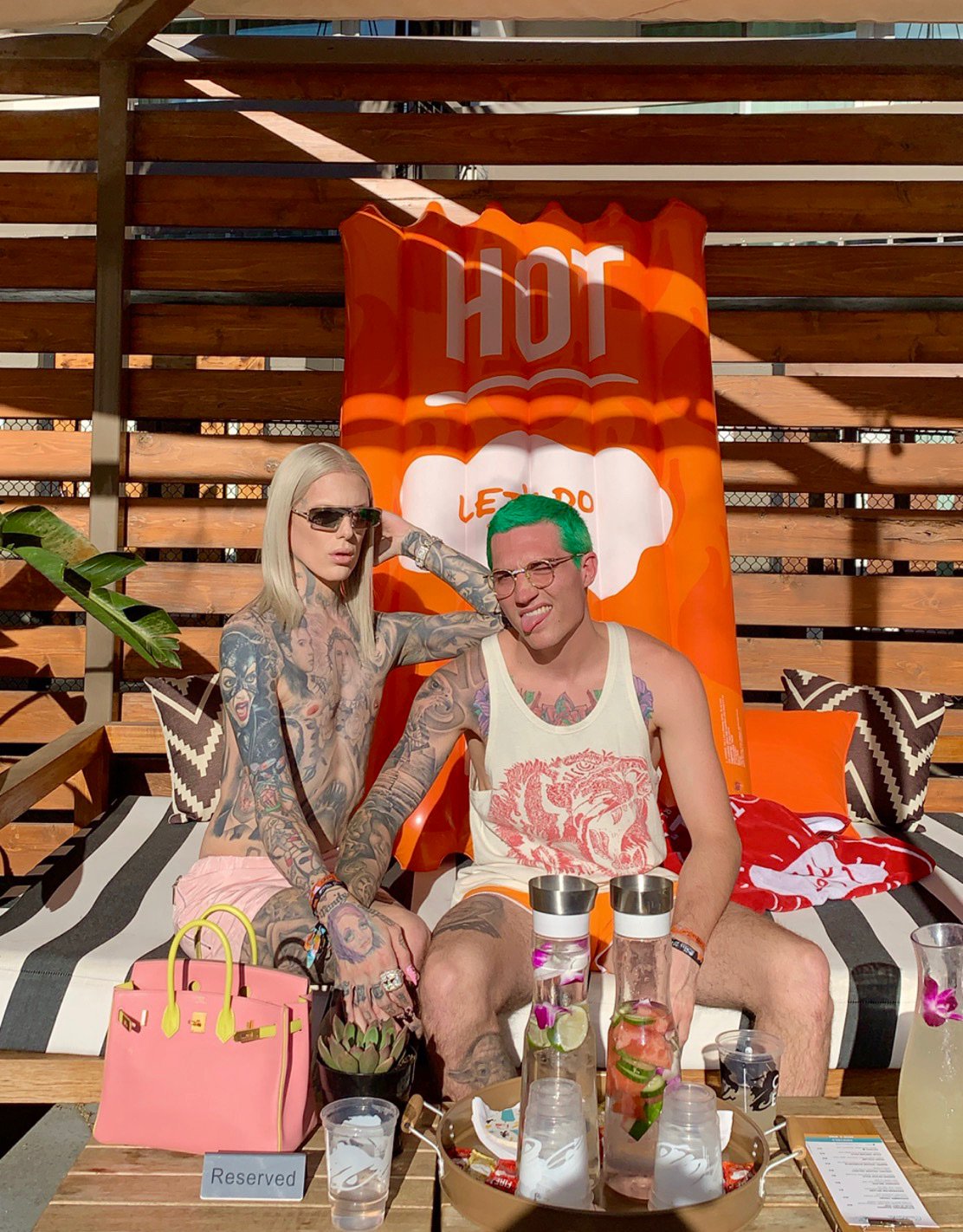 Jeffree star taco bell hoodie hotsell