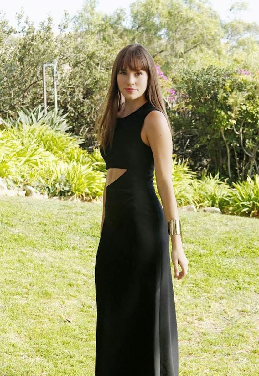 revenge_sac's tweet photo. uma pausa pra admirar a beleza da christa b allen
#InfinityTimesInfinity https://t.co/Eq0AV83ggg