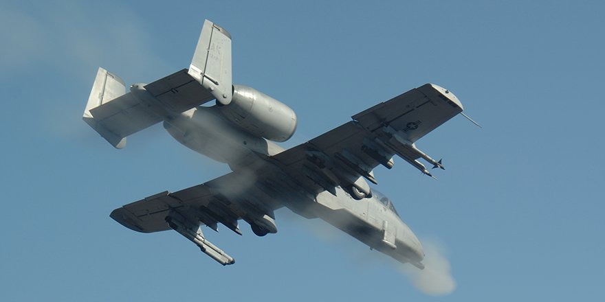 RTX_News's tweet image. For a soldier on the ground calling in air support, seconds count. That's why we're helping to field a system that will allow troops to bring in air support more quickly than ever before. rtn.co/2YBBfkK