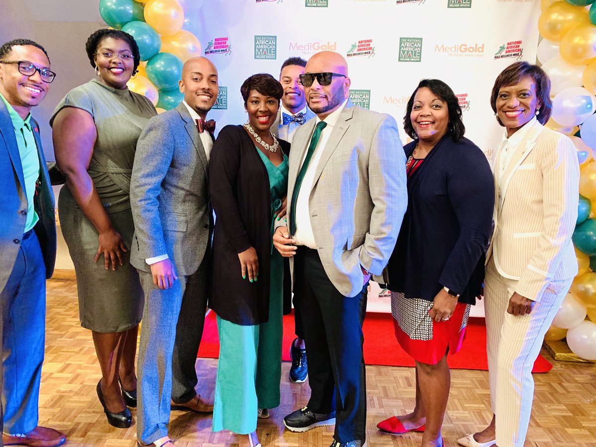 joshuajosephmd's tweet photo. Thanks @TSNolanPhD for all of your hard work on the research program to activate AA men to embrace wellness kicking off #aawalk 2019 on Saturday! Thanks partners @columbusheart @ColsRecParks @hcollaborative @OSUWexMed @OhioState @osunursing @aawalknation @FC_PublicHealth &amp; more! https://t.co/txesmTSAIn