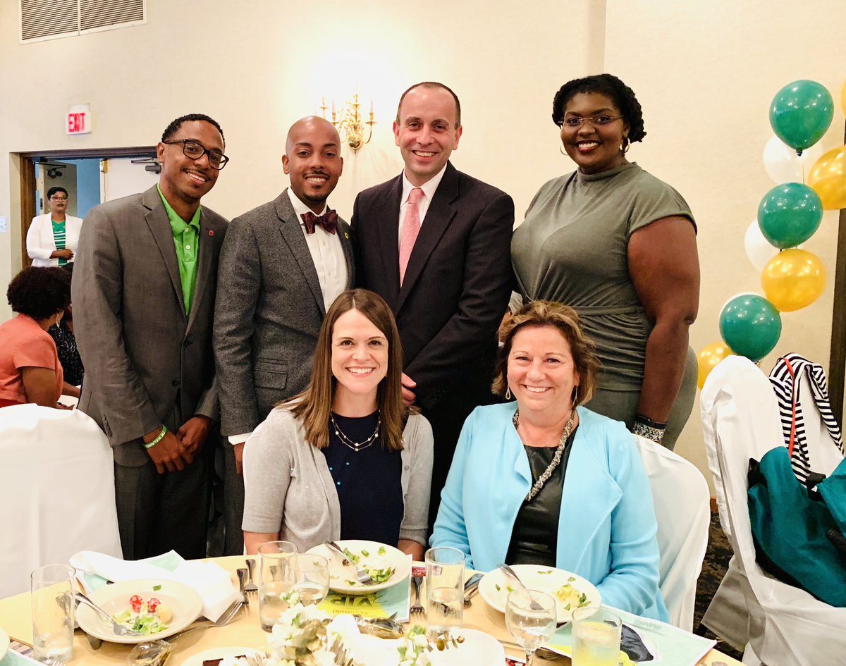 joshuajosephmd's tweet photo. Thanks @TSNolanPhD for all of your hard work on the research program to activate AA men to embrace wellness kicking off #aawalk 2019 on Saturday! Thanks partners @columbusheart @ColsRecParks @hcollaborative @OSUWexMed @OhioState @osunursing @aawalknation @FC_PublicHealth &amp; more! https://t.co/txesmTSAIn