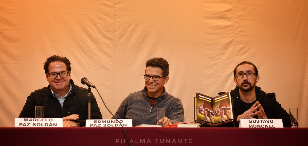 almatunante's tweet photo. Presentación del libro #LosVivosYLosMuertos del escritor @edpazsoldan en el #palacioportales #cochabamba. https://t.co/jDhkQa6CGU