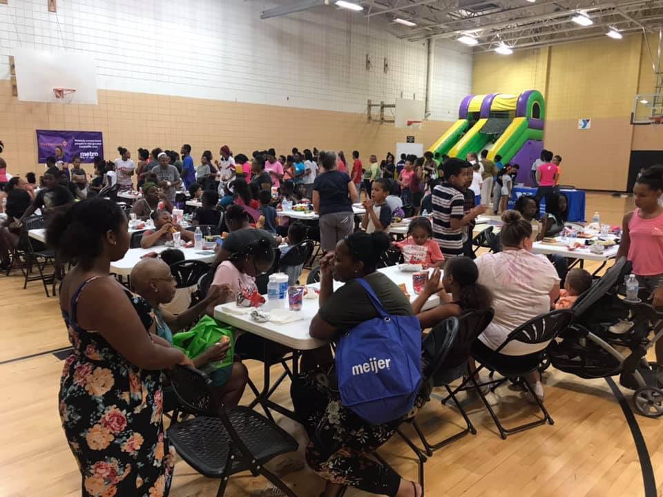 BButterflyinc's tweet photo. I PRAISE GOD &amp; THANK ALL the sponsors, volunteers, Community vendors, and  EVERYONE that came out to support our “United WE Stand” back to school bash today. We served over 300 families 🙌🏾@MetroByTMobile @YMCALouisville @stevetarver @McDonalds https://t.co/lse1l5AoRw