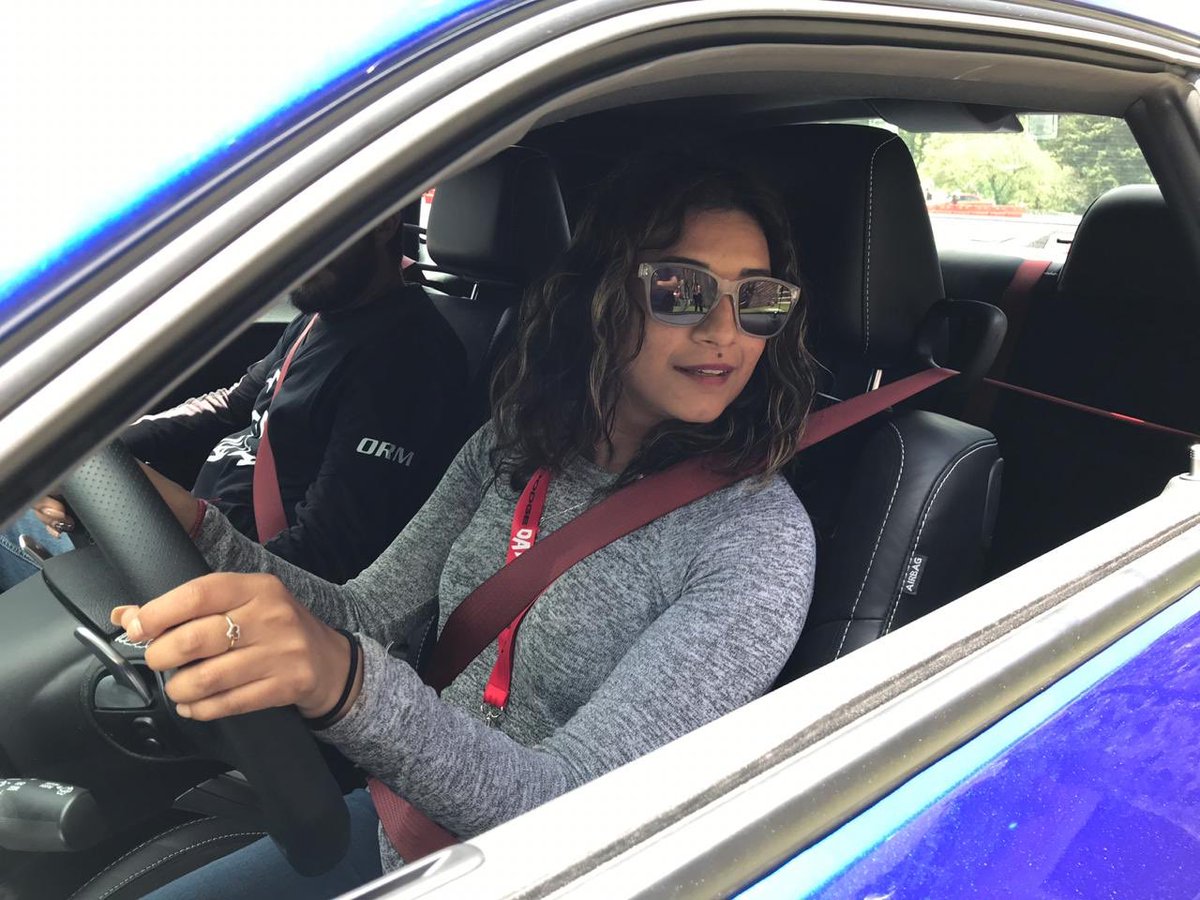 tania_licon's tweet photo. Sin duda sabes que vas por buen camino cuando disfrutas y amas tu trabajo ❤️❤️❤️ #MásDíasDeEstos #DodgeDay #MuscleFamily #Challenger #Charger #Durango #SRT #Hellcat #FCA #DodgeMéxico ❤️😍❤️#AutosOEM 😎😎😎 gracias @FCAMexico @DodgeMX https://t.co/haVTRgODSI