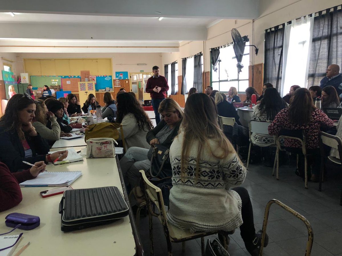 ecassou1's tweet photo. Seguimos dando los talleres de #Jubilacionesdigitales #Licenciasmedicas y #Suna con los equipos directivos de #PtePeron

@gzinny @imsanguinetti @BAeducacion @provincial_rrhh @CelesteMarazzi https://t.co/E4tIBWaatg