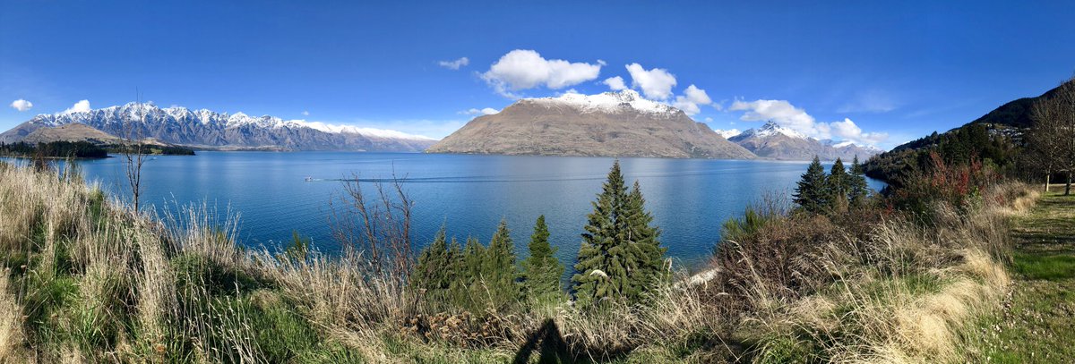 ABradleyBSc's tweet photo. @PureQueenstown the postcard looks even better in colour https://t.co/twhgBVnV3M