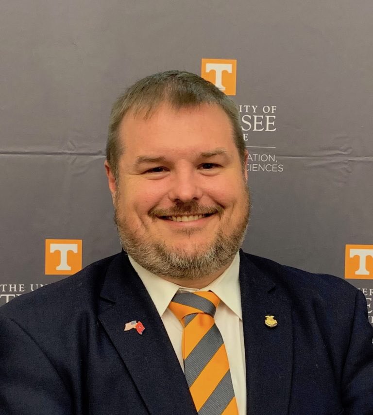 I know... how can there be more fabulous aspiring school principals in the 10th Cohort of the University of Tennessee’s Leadership Academy? But then here is Nathan Wade, Assistant Principal at Anderson County CTE Center! #TENacious #Twitterduction More at: cel.utk.edu/leadership-aca…