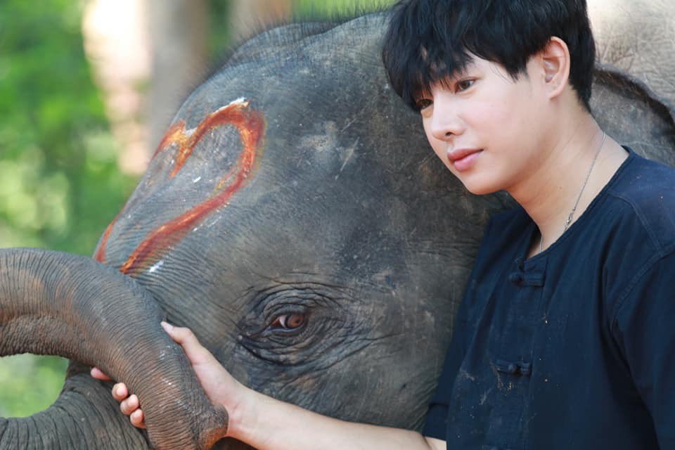 Aniztaa's tweet photo. รักเหมือนเดิม อวยพรเหมือนปีที่แล้วนะ
Happy Birthday นะผลิต 
มีความสุขมากๆ 
สุขภาพแข็งแรง 
ประสบความสำเร็จในหน้าที่การงาน 
มีคนรักคนเอ็นดูไปนานๆนะ 
ดีใจที่ได้มารู้จักกัน 
ขอบคุณที่เป็นกำลังใจ
และก็เป็นความสุขให้เรานะ 
#เป๊กผลิตโชค
#HAPPYPALITDAY2019
#PeckPalitchoke https://t.co/6dcHJp0NVV