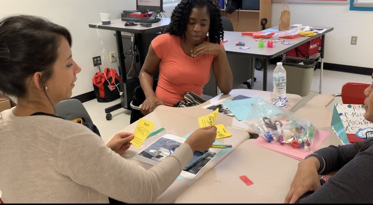 RaymarRamirez7's tweet photo. GPISD teachers are ready to engage the students in Small Group Purposeful talk! Have a wonderful school year 2019-2020! https://t.co/kdDVpReZHH