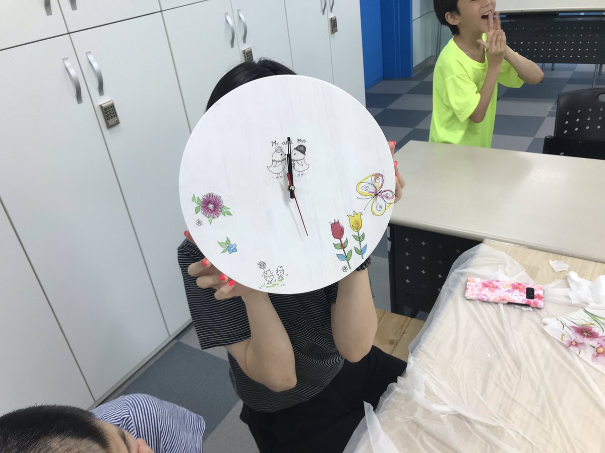 #성남시청소년재단 (이사장 은수미) #중원청소년수련관 #방과후아카데미 #경기남부장애인재활협회
징거다리 청소년이 원예활동과 공예활동을 통한 진로 직업체험 및 힐링 프로그램을 진행하였습니다. 
더위에 지친 청소년들의 심신을 치유해주는 행복한 체엄활동 시간이었습니다👐