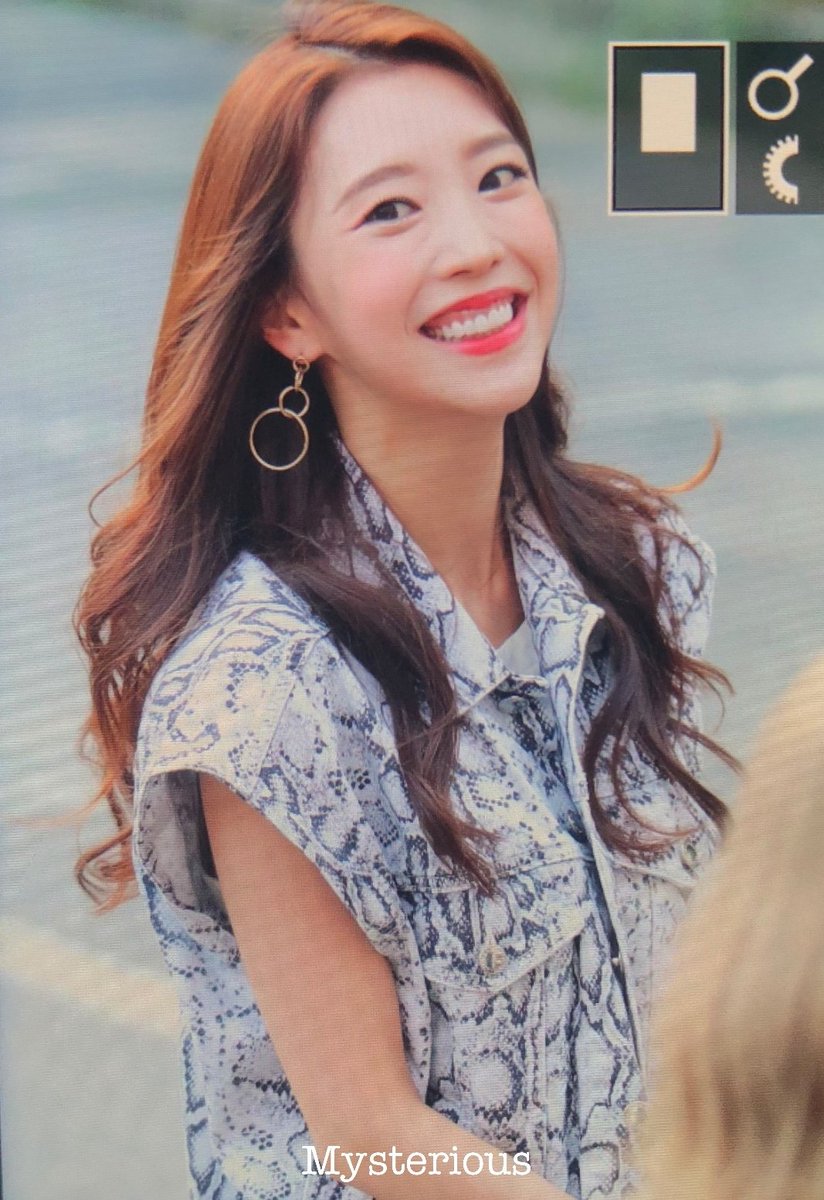 190809 뮤직뱅크 출근길 프리뷰 

👋❤

#파나틱스 #도이 #김도이 
#FANATICS #DOI @FENT_FANATICS