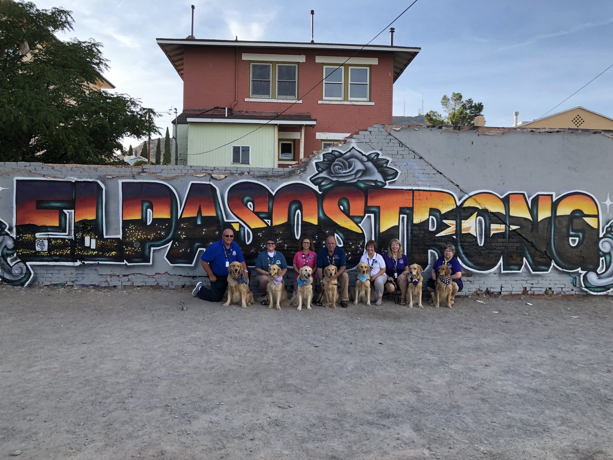 LCCK9Phoebe's tweet photo. Visiting the mural painted by artist Gabe Vasques, a born and raised El Paso resident. #ElPaso @K9ComfortDogs https://t.co/YcqH0HRmFN