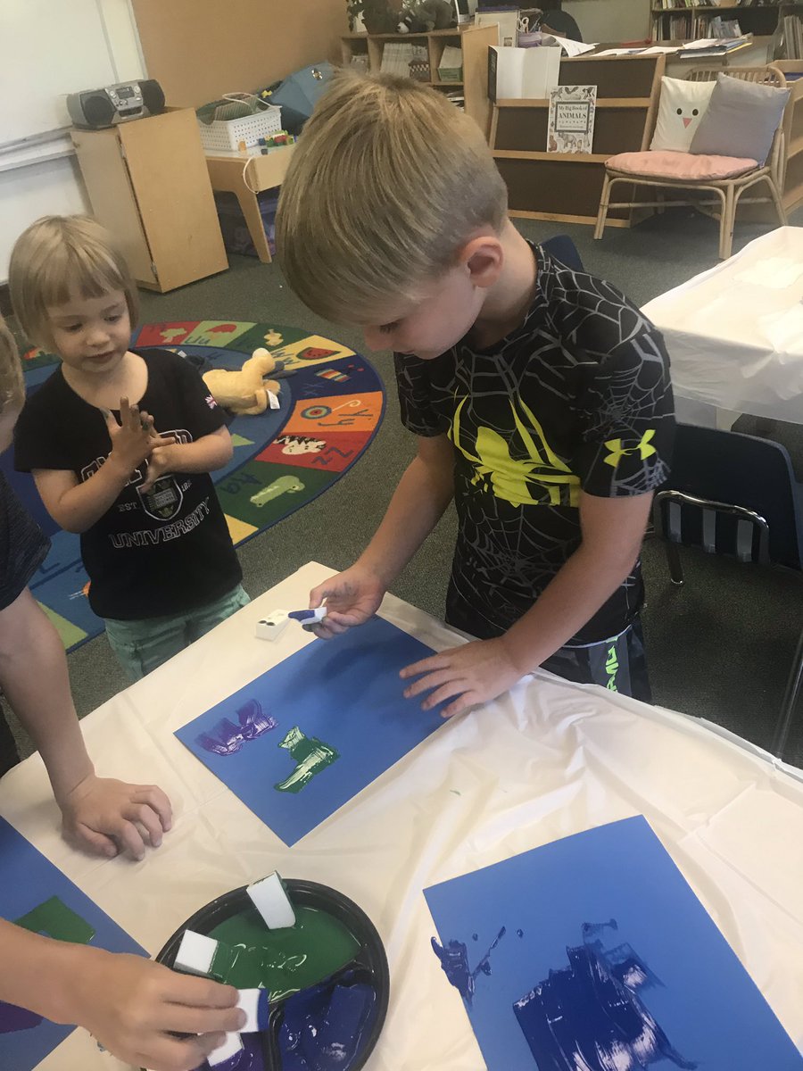 TheCLSSC's tweet photo. At small groups, the children painted with makeup sponges, made tie-dye out of wipes and markers, and created salt watercolor paintings! #summercamp #summerfun #summer @TheCampusSchool https://t.co/nxcartbMNX