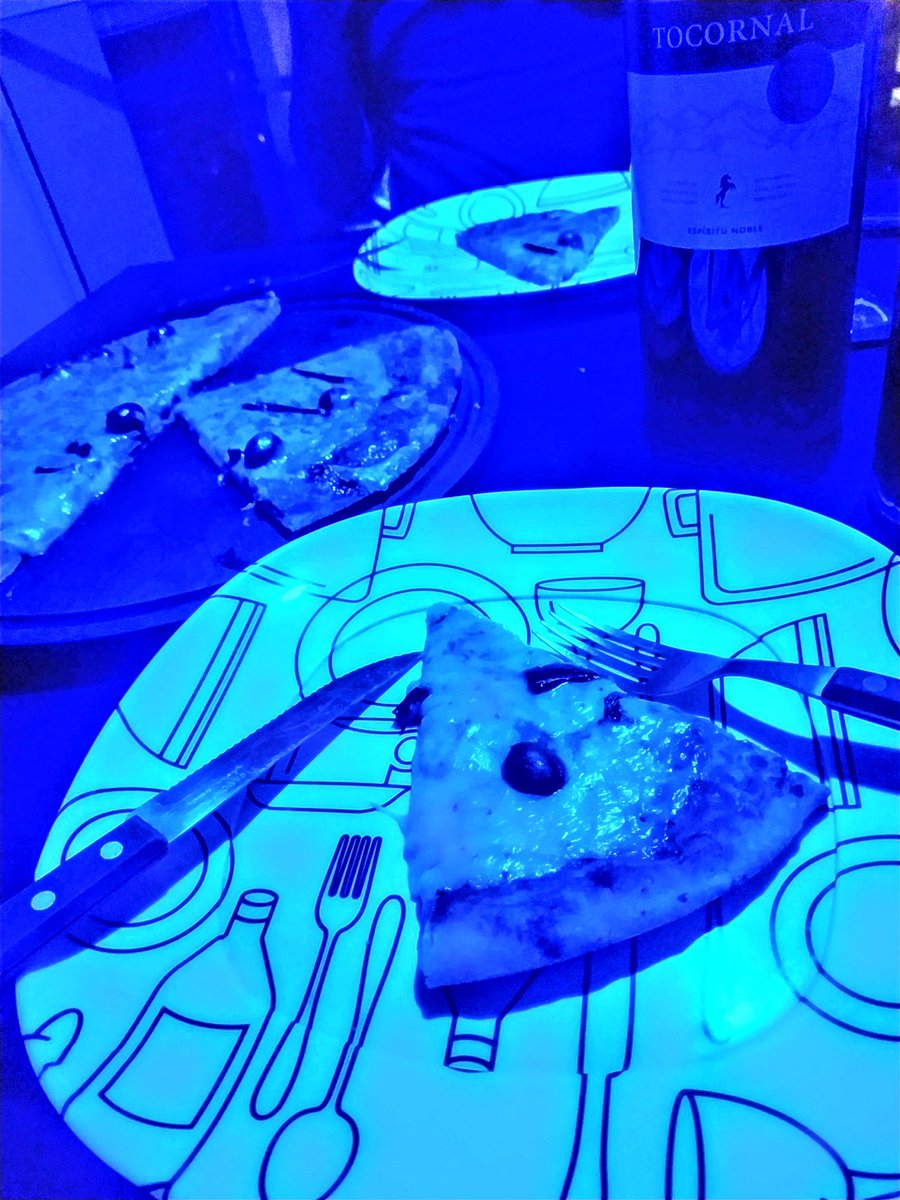thegusmherottic's tweet photo. Like Aliens!
#Aliens #aliennsfw #Alienware #AlienNation #alienuniverse #alienation #alienbreederxxxl #alienfuncapsule #alienbreeder #alien #dinner #DinnerPlain #dinnertime #dinnerideas https://t.co/QzcmbWUhyR