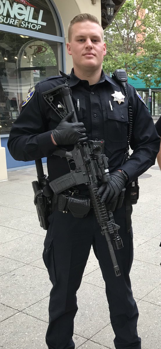 ChiefAndyMills's tweet photo. Congratulations to Richard Boolootian who is @SantaCruzPolice employee of the month. Pure and simple Richard crushes it every time he rolls out into the field. #hardworkpaysoff #positiveattitude #landshark #oneteamonemission #EmergencyServicesUnit https://t.co/OvweSX6Ngu