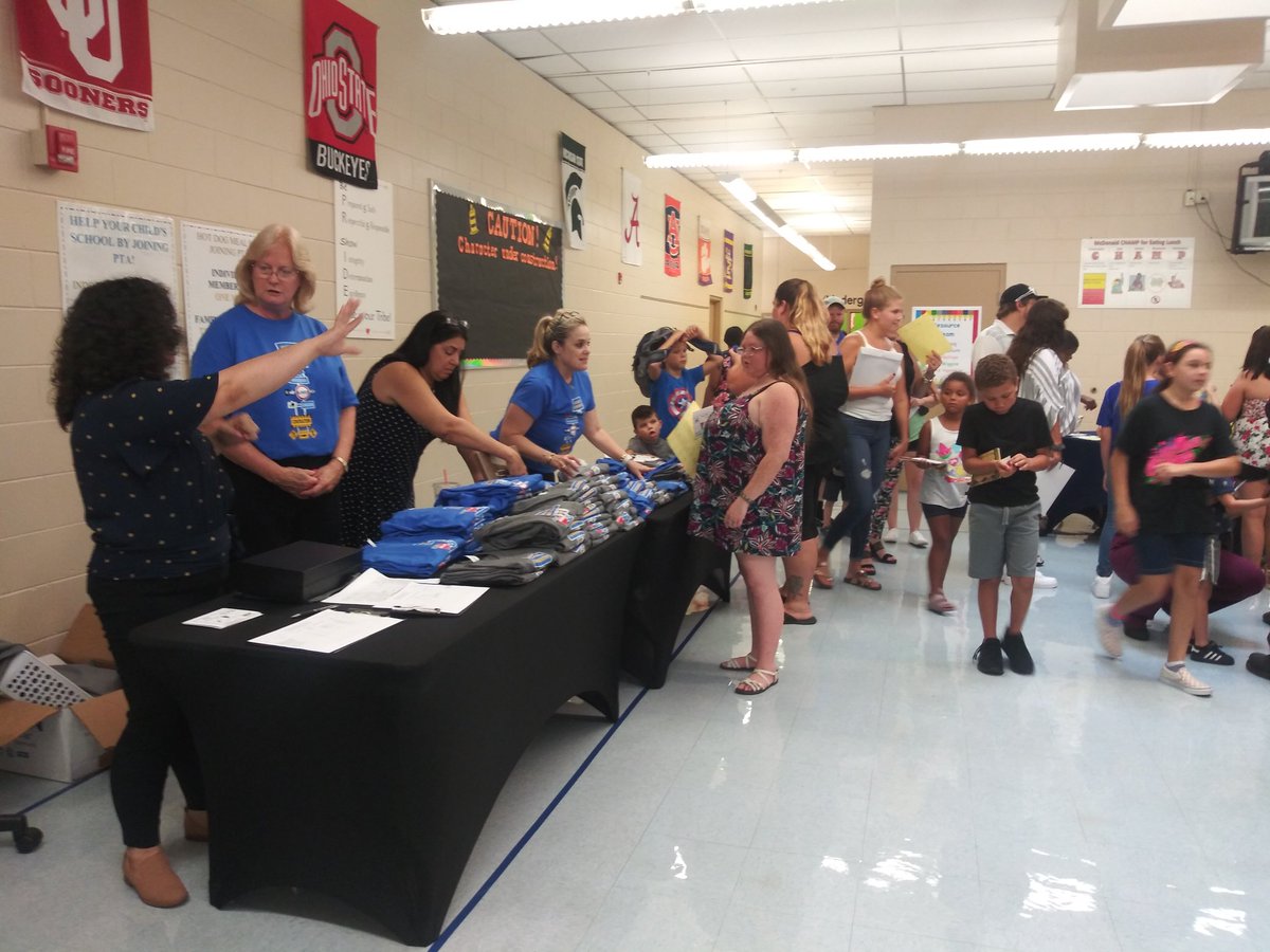 Angela Rahilly tweet media