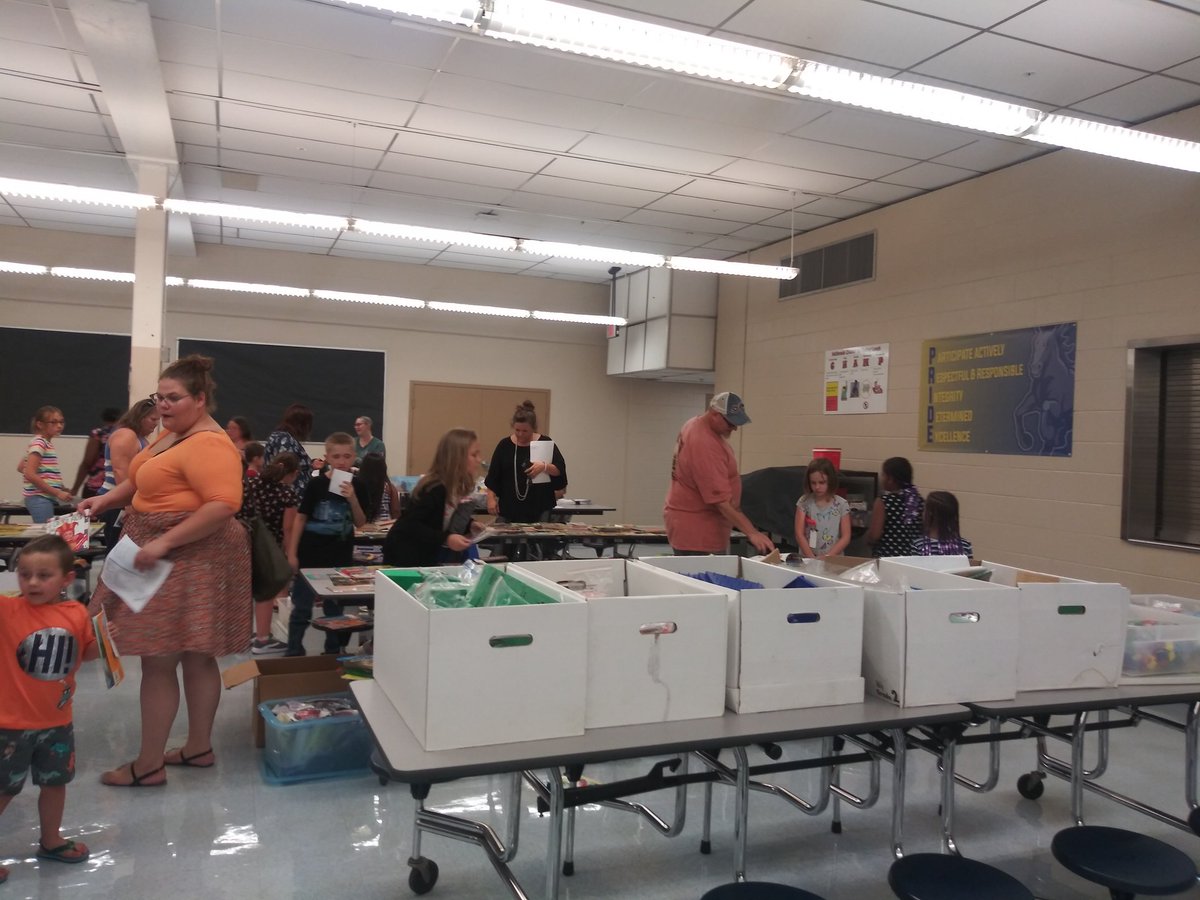 Angela Rahilly tweet media