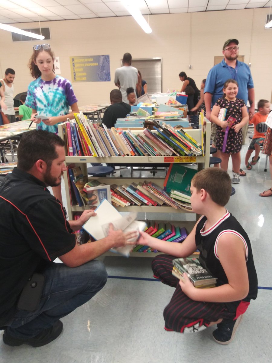 Angela Rahilly tweet media