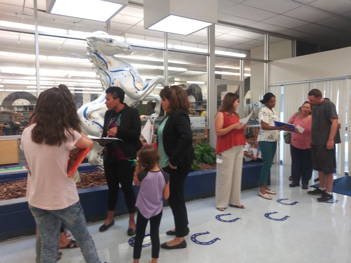 Angela Rahilly tweet media