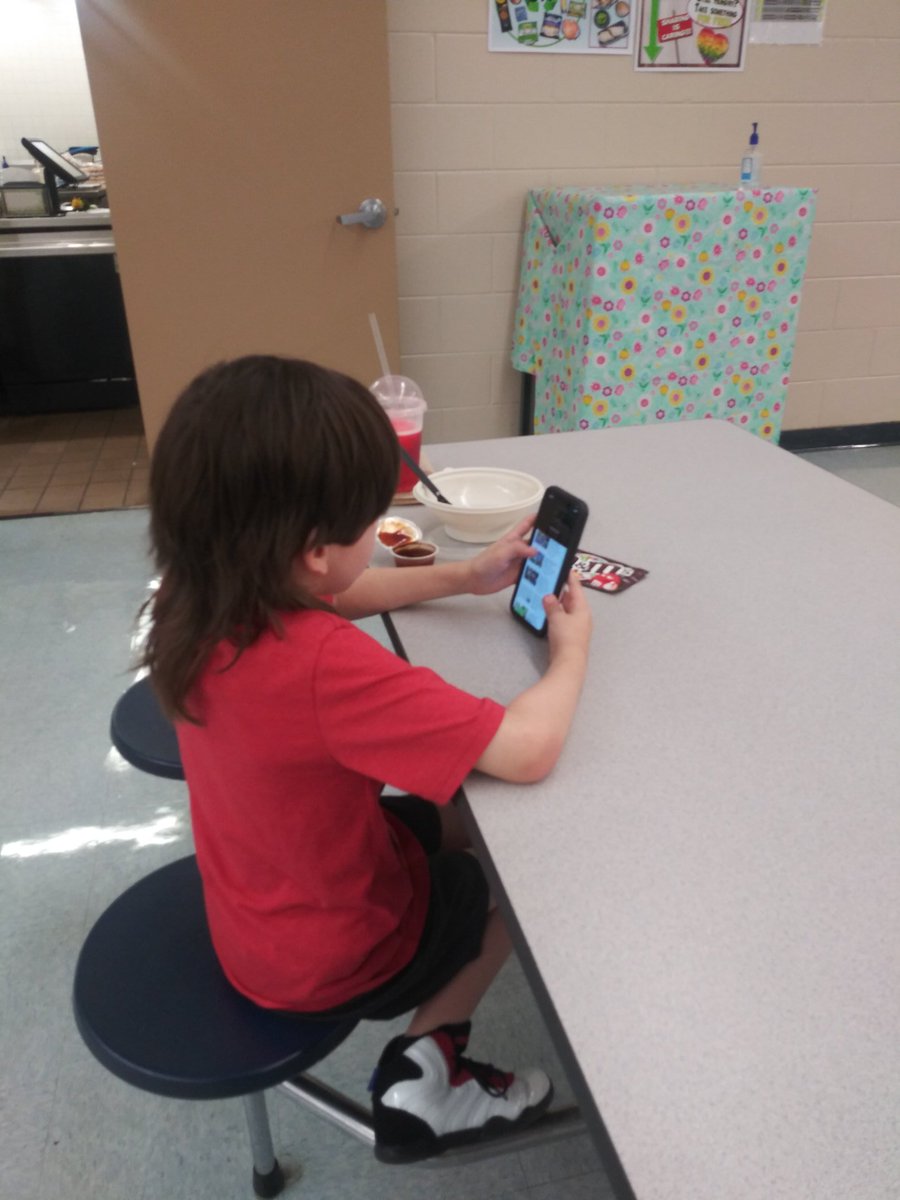 Angela Rahilly tweet media