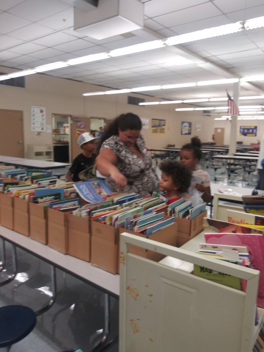 Angela Rahilly tweet media