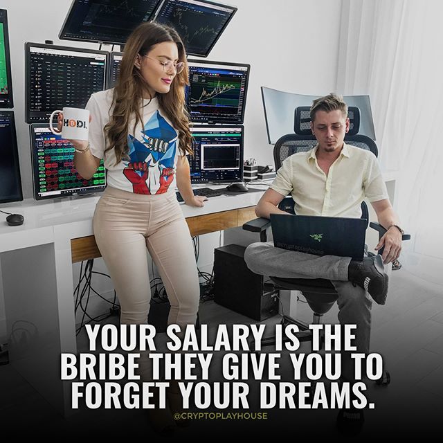CryptoPlayhouse's tweet photo. Don't give in to bribes. Focus on your dreams🙌😉
.
👉Tag someone that needs this!
.
📈Follow @cryptoplayhouse for more! .
.
.
#dreams #daytrader #forextrade #salary #successclub #successhabits #ethereummining #motivationalquotesoftheday #tradingstocks #cryptomeme #bitcoinca… https://t.co/YWAz1HYjyv