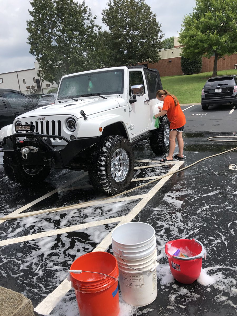 NcsStudentGovt's tweet photo. Thank you to everyone for coming out to the car wash today. We appreciate the support! https://t.co/BfqcEiUyDO