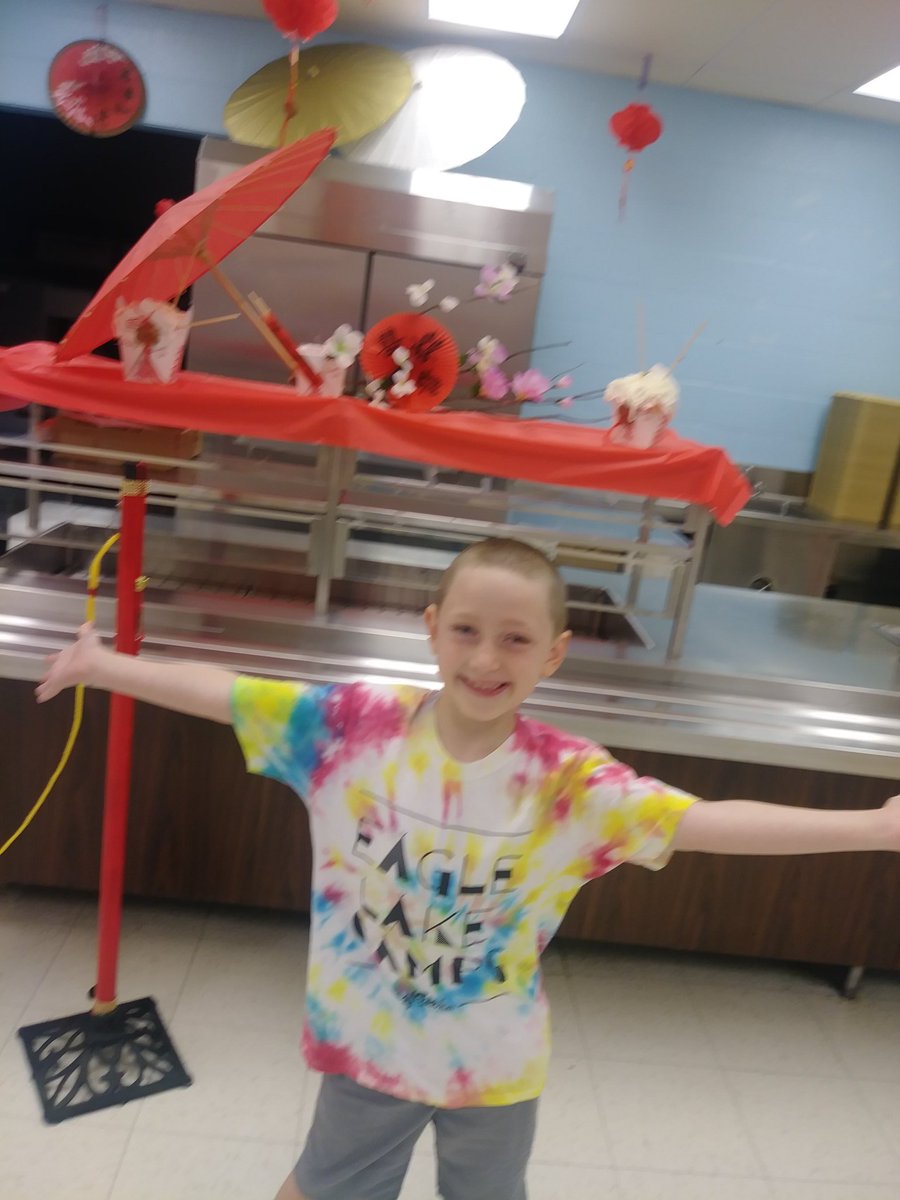 megsjo86's tweet photo. #3rdGrade #Knights #RooseveltUnity https://t.co/vlii3Wq2vS