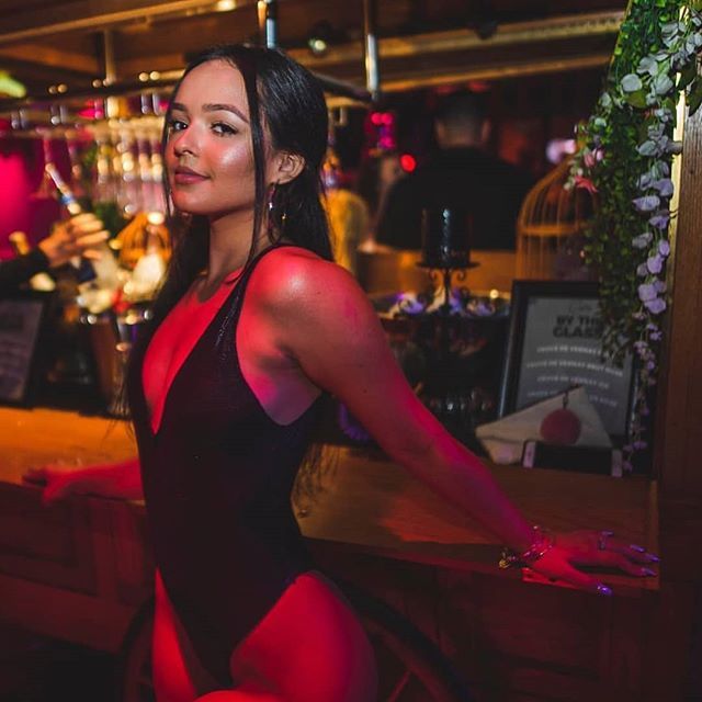 SIBabes's tweet photo. #vipcrush #sibabes @quinn_iversen from @celine_orlando #downtownorlando #Nightlife #nightclub #model #bottles #instagood #modelstatus #beauty #ServiceIndustryBabes https://t.co/wmdObQhzGq https://t.co/G7ipXnOt4I