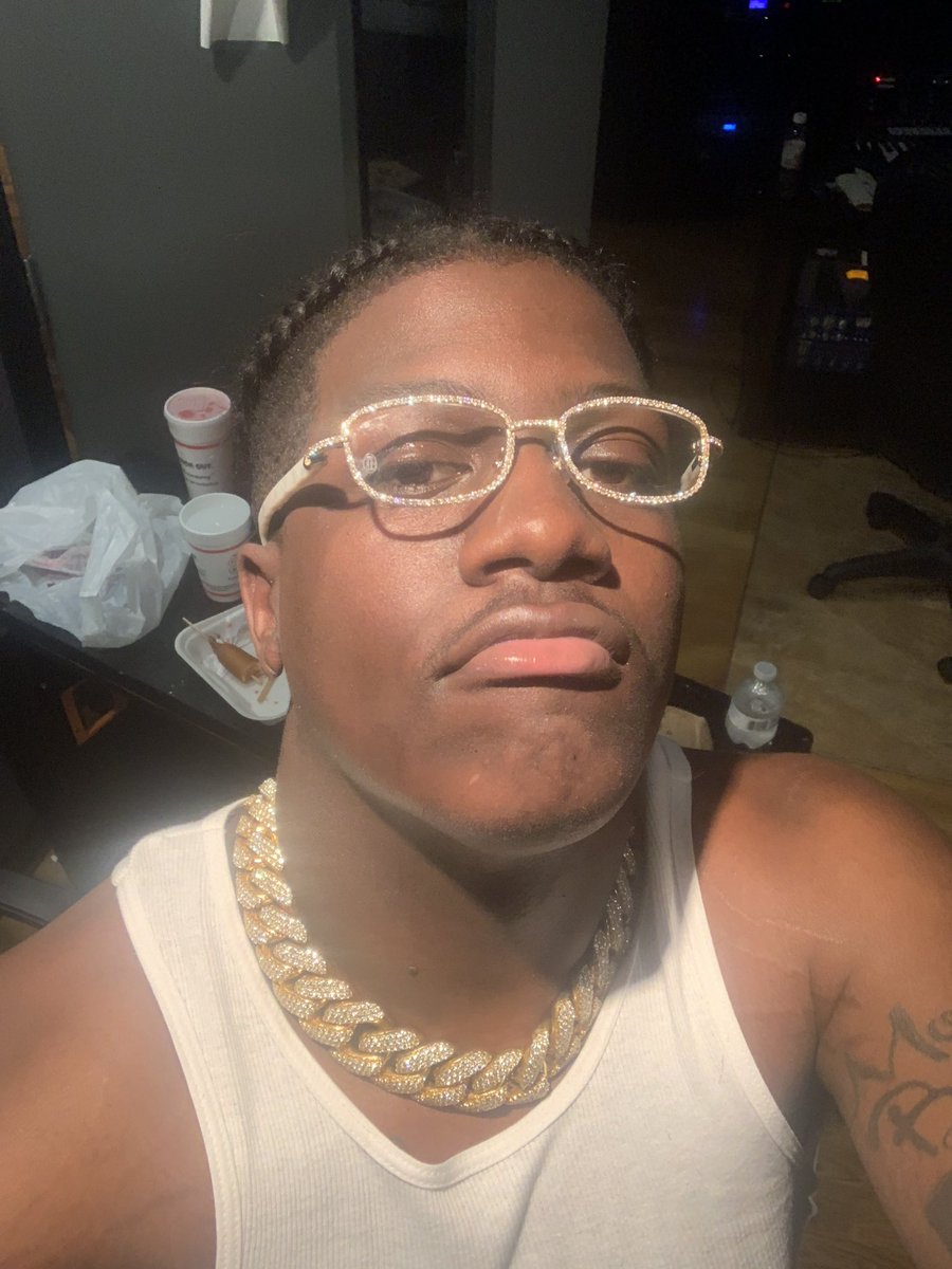 lilyachty's tweet photo. Somebody thinks I’m sexy somewhere !!!! Right??? https://t.co/6fJivIgZBJ