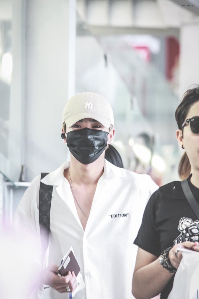 thanksperth's tweet photo. 190809 🛫 BKK 

@perthppe 
#รอยยิ้มของชูครีม https://t.co/mhutor5yEB