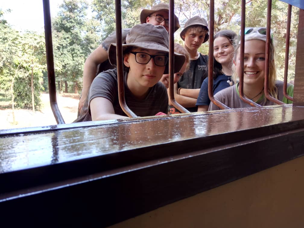 camptanzania's tweet photo. Another great day in project- kitchen floor and veranda completed now in painting work! #Teampea #DoSomethingAmazing #CampsEffect @CampsInt https://t.co/aO4PpQcmdj