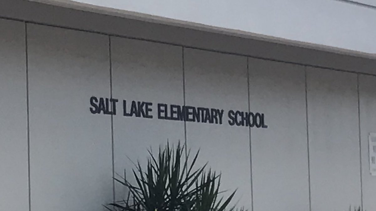 Voice4Equity's tweet photo. Great visit at Salt Lake El - fantastic team of teachers and leaders and a very curious and engaged group of students! I wonder how these students would describe their school design? #HI4PublicEd https://t.co/Qg6AwOfh5U