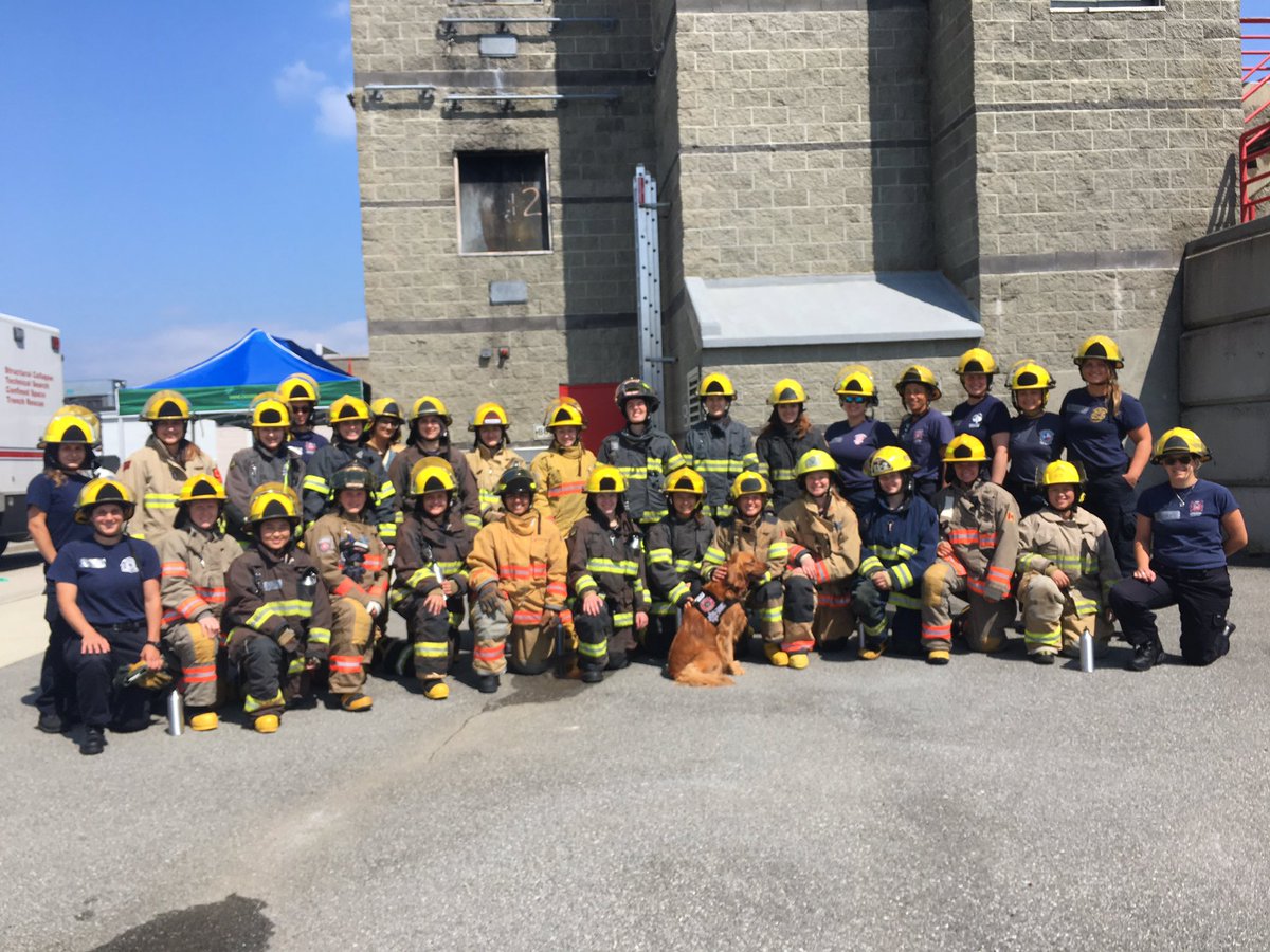 Great to be invited to discuss #Mentalhealth with #vfrs_lola the #traumadog <a href="/VanFireRescue/">Vancouver Fire Rescue Services</a>. #campignite is awesome. Giving young women a snapshot of what an exciting career in the fire service looks like. #womeninthefireservice.