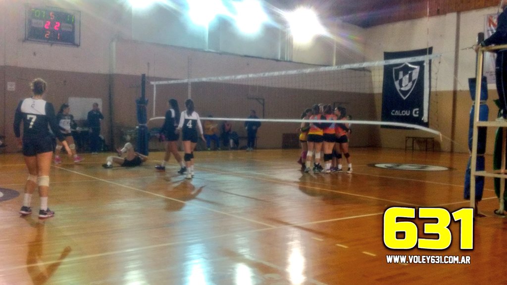 #PrimeraDivisión | FASE REUBICACIÓN - FECHA 4 | Final del partido: <a href="/UVoley/">ULP Voley</a> 2-3 Tortuguitas. Parciales: 25-22, 18-25, 8-25, 27-25 y 12-15.