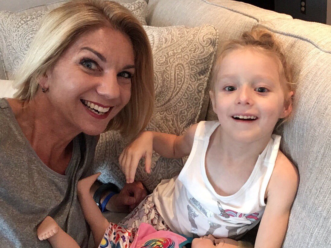 Melissa_Brunner's tweet photo. You’ll meet the darling young Mady tonight at 10! She’s among fewer than 2 dozen known people in the world with the UBA5 gene mutation. Hear how her mom is helping her friend Kasen’s mom make good on a promise #WIBW https://t.co/orP32YvxUu