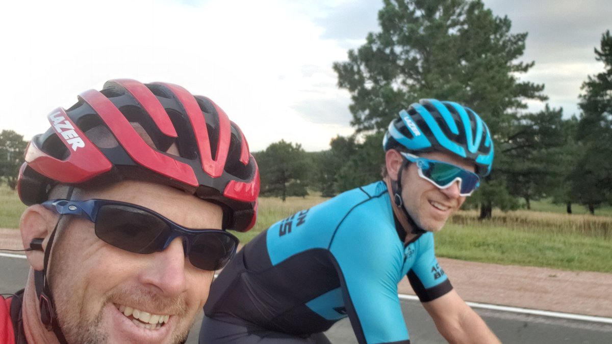 _superdaveone's tweet photo. USAC Masters Nat's with John #usmes #actionbikesracing #usacycling https://t.co/qWEyT3ZPBf
