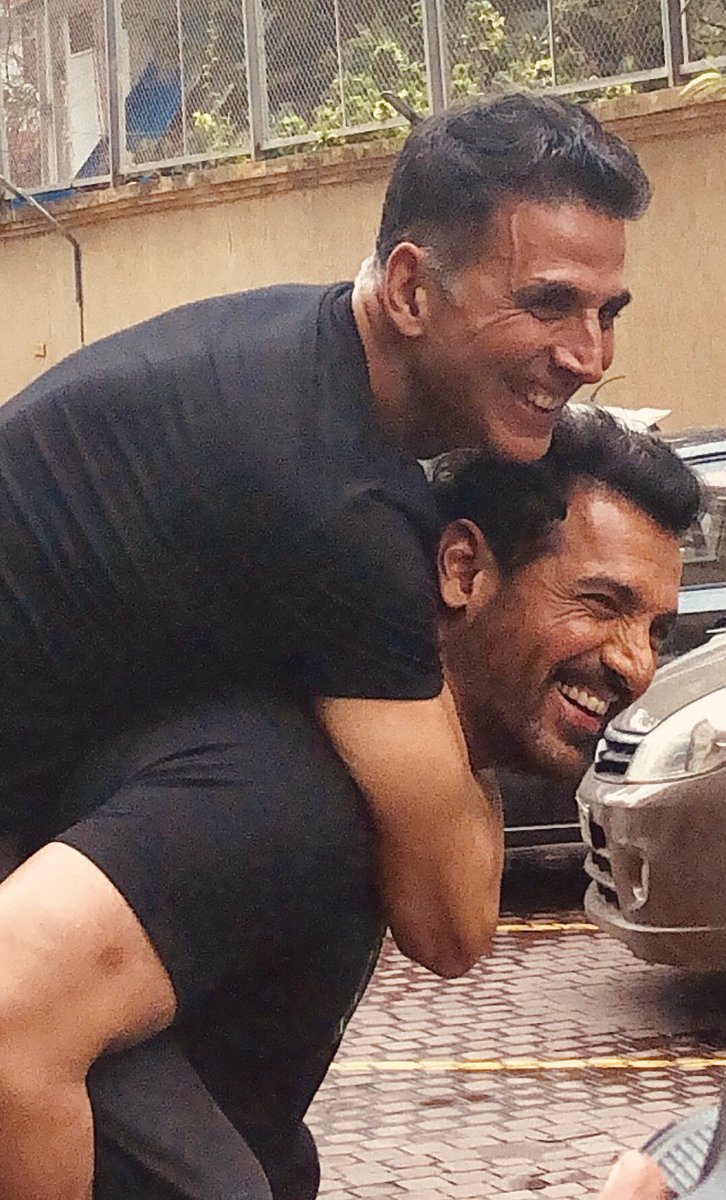 akshaykumar's tweet photo. Make some noise for the Desi Boyz...together we are always a riot! @TheJohnAbraham #BrotherFromAnotherMother https://t.co/75mbFcgUZh